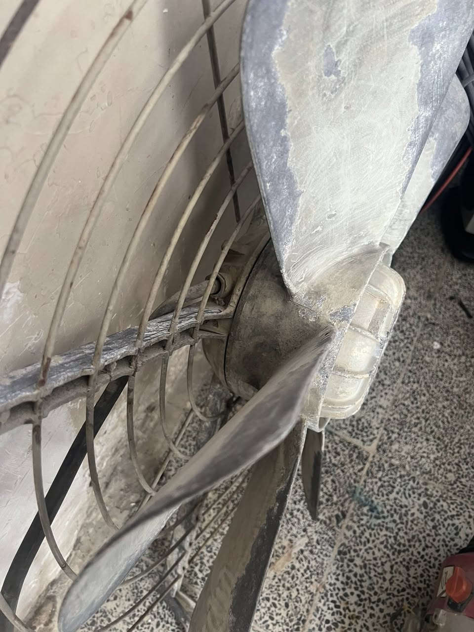 سلام عليكم مفرخات عدد 2ثري فيز ترهم للمولدات للجملونات للبرادات مكاني بغداد الرقم ***********سعرهن سوة 150الف
