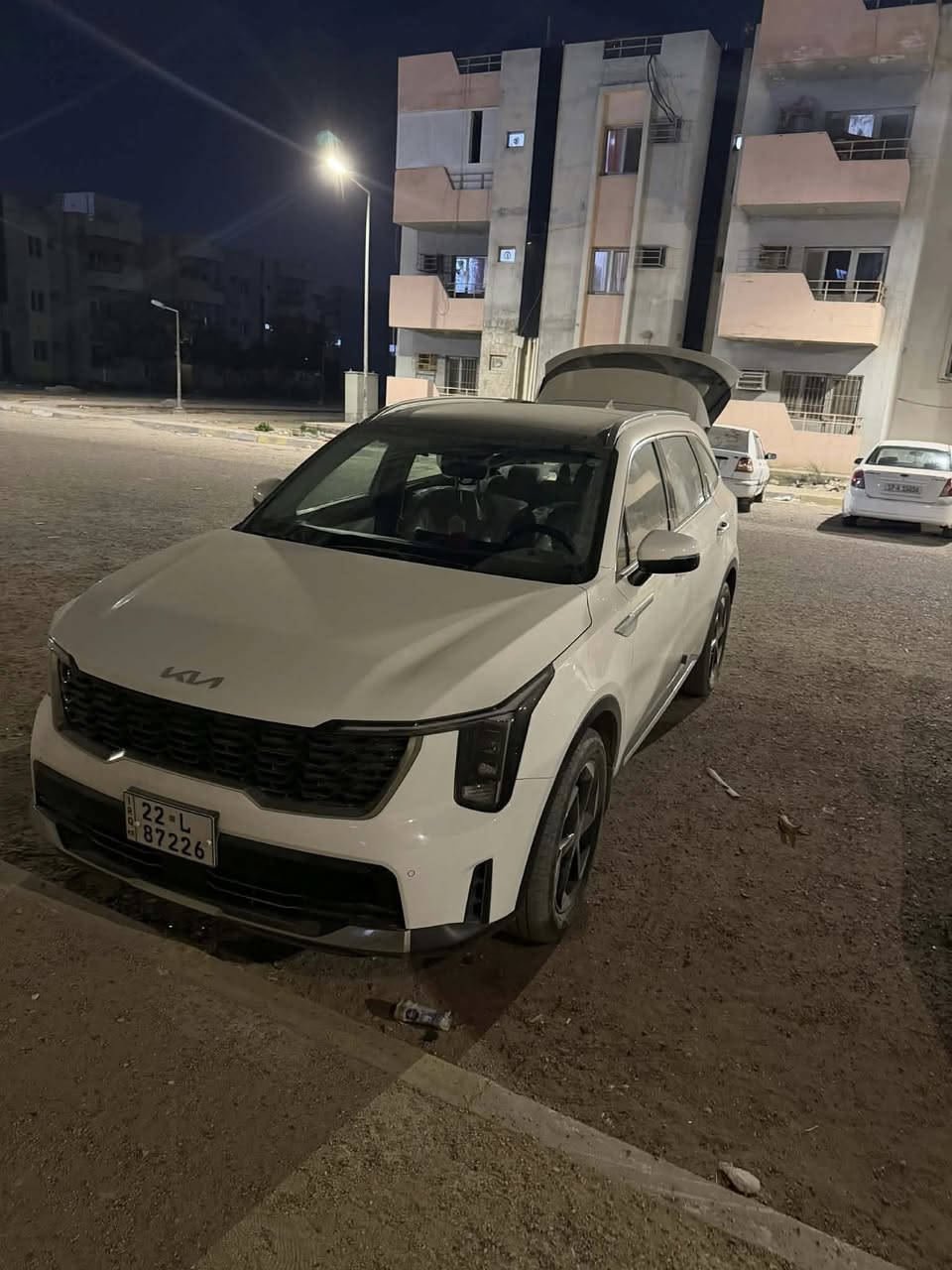 سورنتو ٢٠٢٤ ماشيه ٢٦ كفالة عامه رقم اربيل من شركه نيم فول مواصفات عده الداتا شو السعر المطلوب ٣١٥ وبيها مجال 
*********** بغداد الاعظميه
