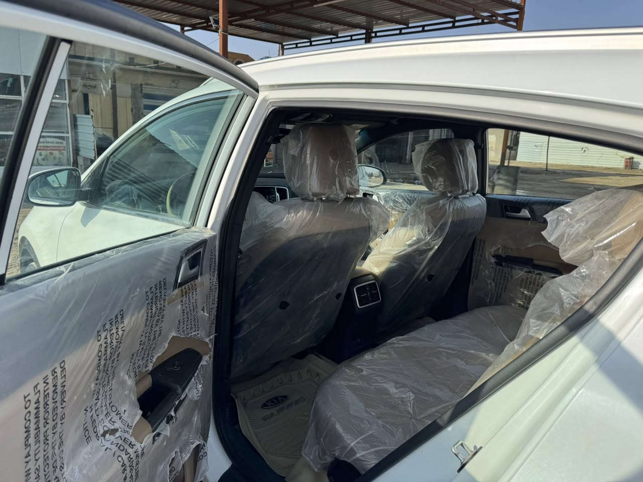 بعد التوكل على الله
للبيع اوللمراوس
كيا سبورتج
وارد خليجي
2019
رقم بغداد نكليزي
تحويل جديد

محرك دوش 2000
كفاله كير محرك حداديه 
تدفئه تبريد وضع شركه
الكشر كفاله من صبغ معجون
والتبديل فقط بأرد اقل الشبر
باب الخلفي وره السكن
ممبين 
سياره بحاله جديده 
مواصفات عاديه فقط زراك لايت
حساس امامي خلفي داخل بيجي 
تبريد قطعتين
مشي السياره 120 ألف حقيقي 
شرط الفحص وين مايعجبك اني حاضر
مكاني بغداد رصافه 
***********

واتس اب ***********
