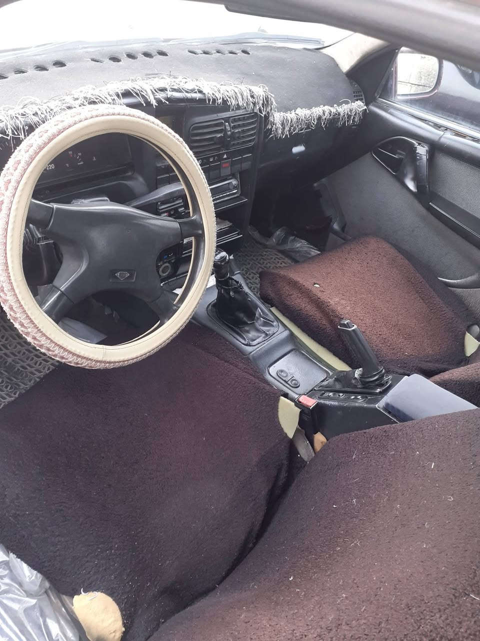 اوبل اومیکا مودیل92 محرک 20 کیر عادی  سبوبغ بیلادی مابی ظرب خیاص  بی دفتر بنزین
سعر 30مجال
عنوان کرکوک
***********
