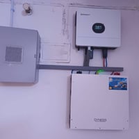 طاقة شمسية • Growatt ٦ كيلوواط • Dyness ٥ كيلوواط