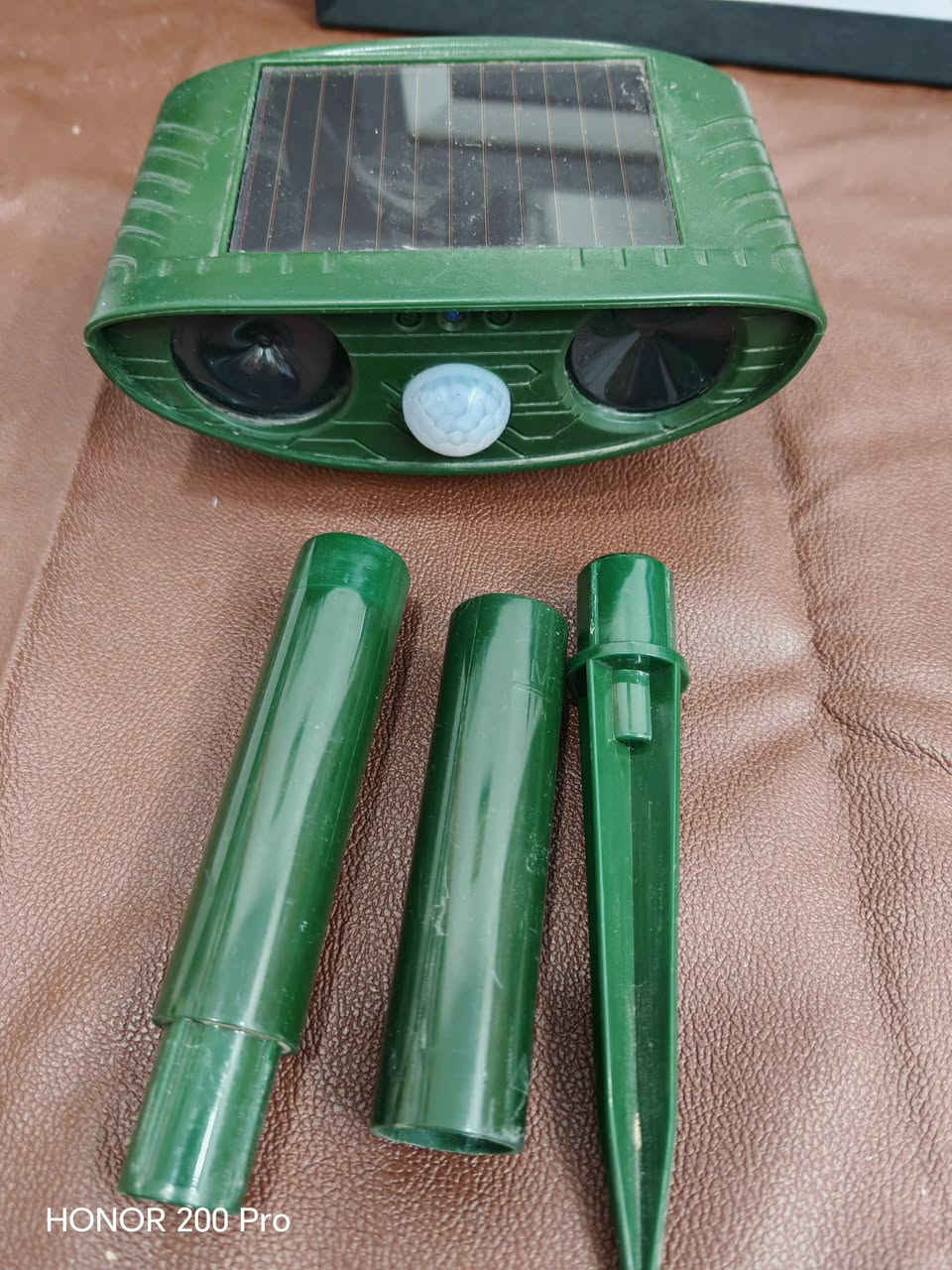 اجهزة تخص الكلاب اجلكم الله 
طارد 
وترويض 
و GPS 
الاسعار اسفل كل صورة 
الحجز ماسنجر 
او على الرقم ***********
متوفر توصيل جميع المحافظات
