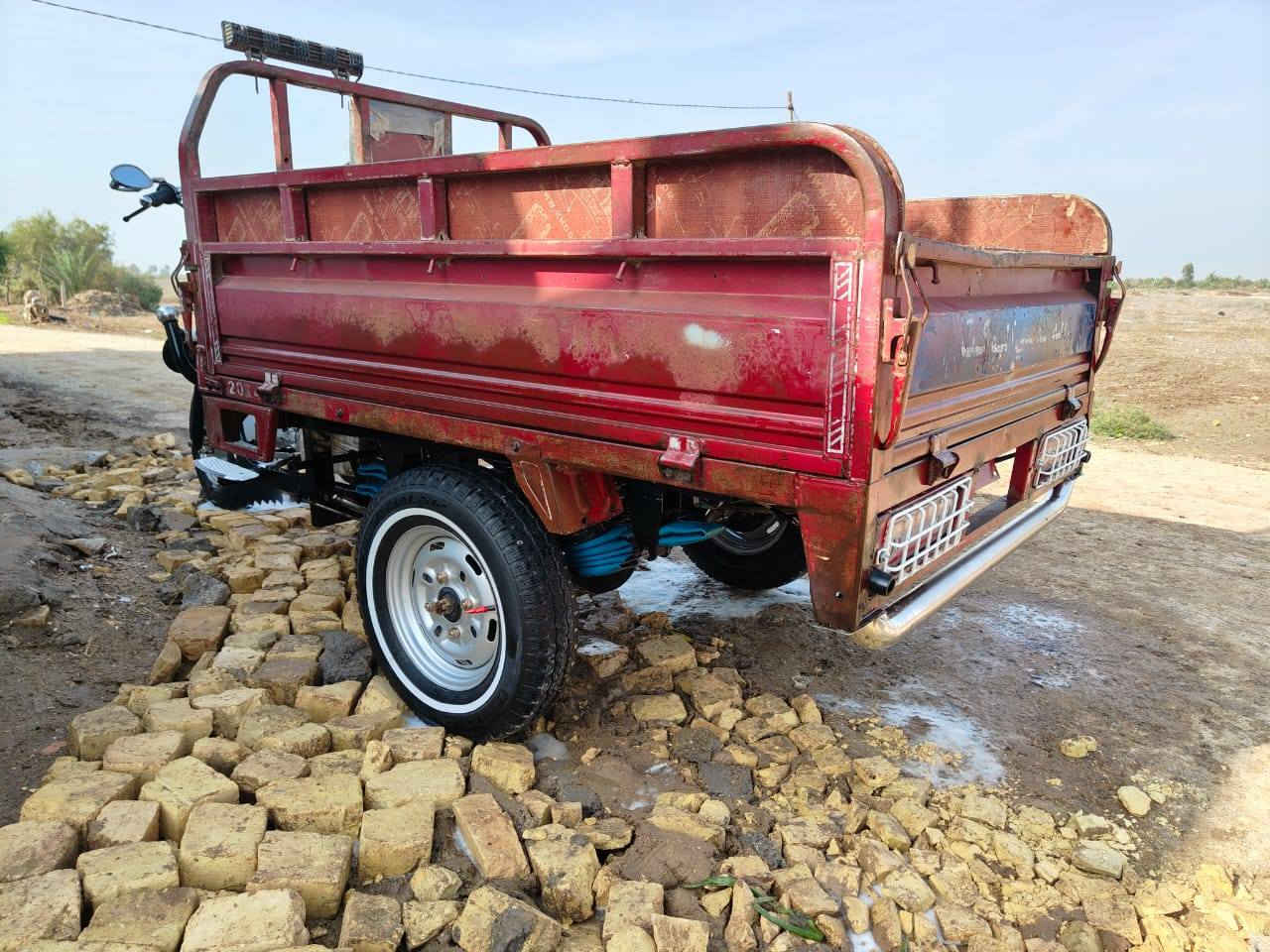 بدي للبيع 14 لا مكصوص ولا مخيس سعر خاص
***********
