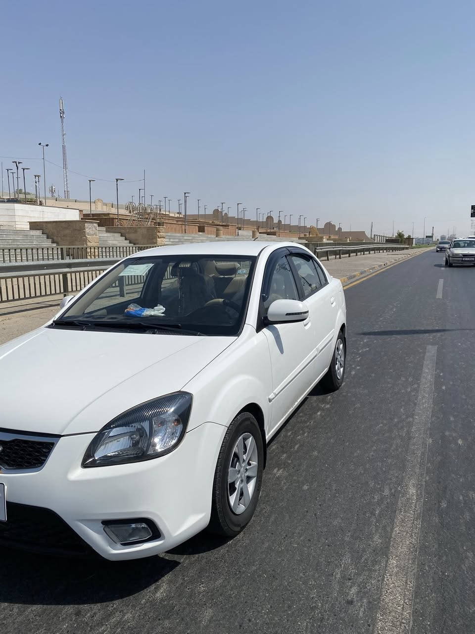 السلام عليك
كيا ريو 2011 محرك 14  سيارة جاهزه ماشيه 93الف
***********
0751177 3262
