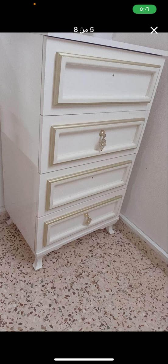 غرفة نوم تركي  9 قطع 
للبيع 
عنوان /العمارات الجديده

الغرفه اكو بيها قطع بيها اضرار

السعر 500
للاتصال *********** عمارة, ميسان
