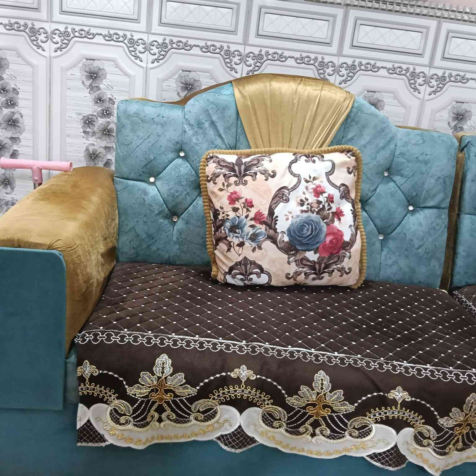السلام عليكم
عدنه تخم للبيع السعر 100 وبي مجال
للتفاصيل بالخاص🌷.


**إذا كنت صاحب هذا الإعلان وتريد حذفه لأي سبب، رجاءا أرسل رسالة إلى الدعم الفني**
