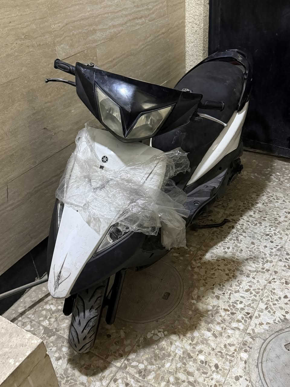 سلام عليكم دراجه ثعلب مال رمبه مصارلهة اربع تشهر من نازله شلعه ومعدل كلشي بيهة بلادي مكفوله كفاله عامه كفر اصلي مكينه بلاد لا نضوح ولا تبخير كامله مكمله الدراجه سعرهة 900وبيهة مجال للشراي او مراوس بسكنس فحل نضيفه  مكاني بغداد ***********
