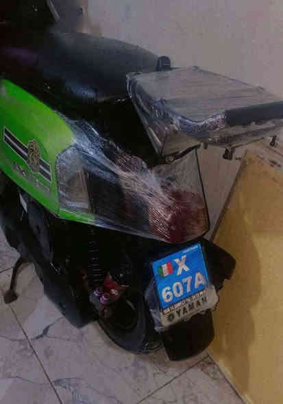 دراجه بوليسي خير من الله دراجه تخبل شلعه ومعدل مكينة مامفتوحه ماناقصه شي كبل للشارع سعر 800 خواتها بمليون وفوك بس محتاج فلوسها رقمي ***********
ملاحضه المدكر مال تاير كدام موجود
