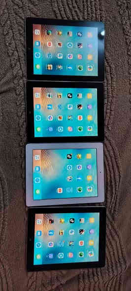 عرض خاص 👇 اكو جمله 
ایباد ابل 2 امريكي   السعر 50🔥💯
( المواصفات) ذاكرة 16- ينزل جميع اللعاب والبرامج بوضوح عالي الشاشه ولا اروع HD 
 كامره الخلفيه 15 میکه بکسل والاماميه 7 ميكه بكسل
 بطارية 300 شحن موجود توصيل لجميع المحافظات العراق 🇮🇶
***********
