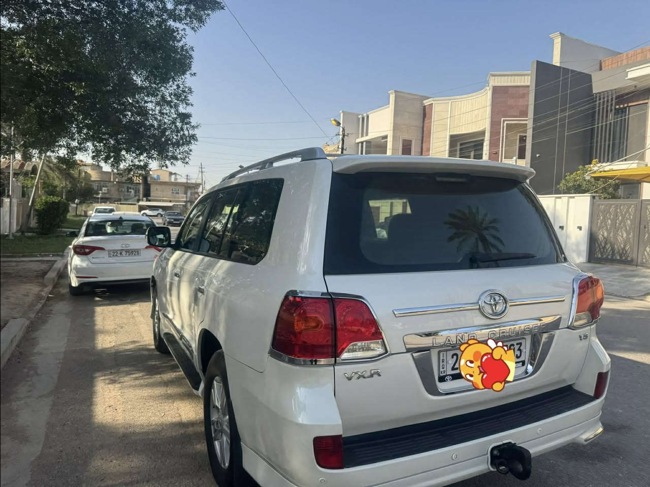 مكلف بل نشر
السلام عليكم 

للبيع لاندكروز(( 2013 VXR ))رقم شمالي  ماشي 153 الف حقيقي على ايدي مكينة4700 … 8 سلندر فول مواصفات 

🛑 السعر.💸 330💸

سيارة مكفولة كفالة عامة من الصبغ و الفتح و التبديل عدا بارد كلش بسيط باقي سيارة مكفولة

 مواصفات السيارة 5 بصمات  فتحة كشنات جلد و كهرباء و كشن الصدر كهرباء و كشن سايق خزن ميموري و استيرن كهرباء  سماعات JBL مري شفط و مري قلاب و تشغيل عن بعد و كامرات و رادار امامي وباقي المواصفات المعروفة سيارة فول مواصفات 

مكان السيارة بغداد زعفرانيه  

رقم الهاتف ***********
