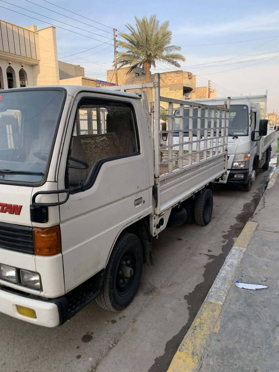 سلام عليكم  مازده موديل 94رقم بغداد تاير خلفي 13 مكفوله كفاله عامه من كلشي رقمه بغداد  مكان بغداد سعر 45 وبيه مجال رقم ***********
