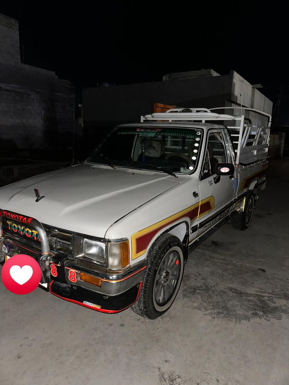 بيكب للبيع كروسيدا موديل88 نضافه كدام العين سنويه جديده كابون بانزين  موجودوشرط التحويل مكان موصل ساحل الأيسر رقم مصطره دولي رقمو نينوى 
سعر خاص ودلل 
هاذا رقمي ***********
