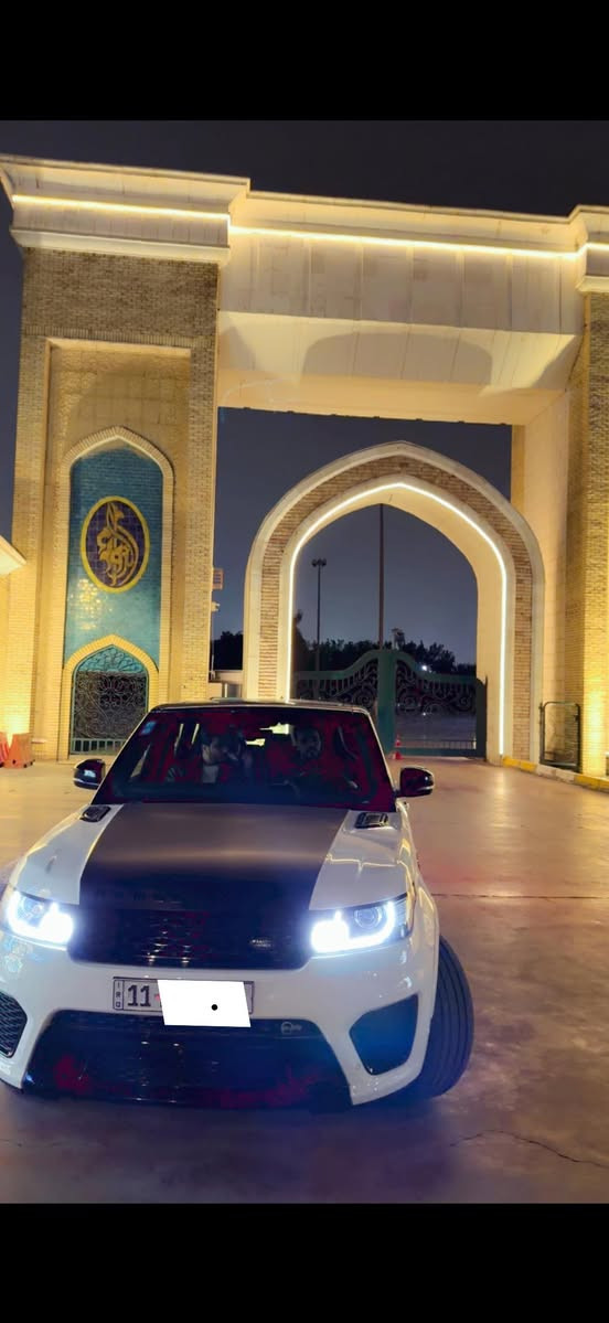 السلام عليكم 
رانج SVRخليجي سردار 
2017سياره مغلفه PPF
ماشيه60مكفوله وجديده ومابيها اي نقص 
كير محرك مكفول من الفتح ولتبديل كفاله عامه
مكانه بغداد 
السعر35 وبيه مجال 
***********
