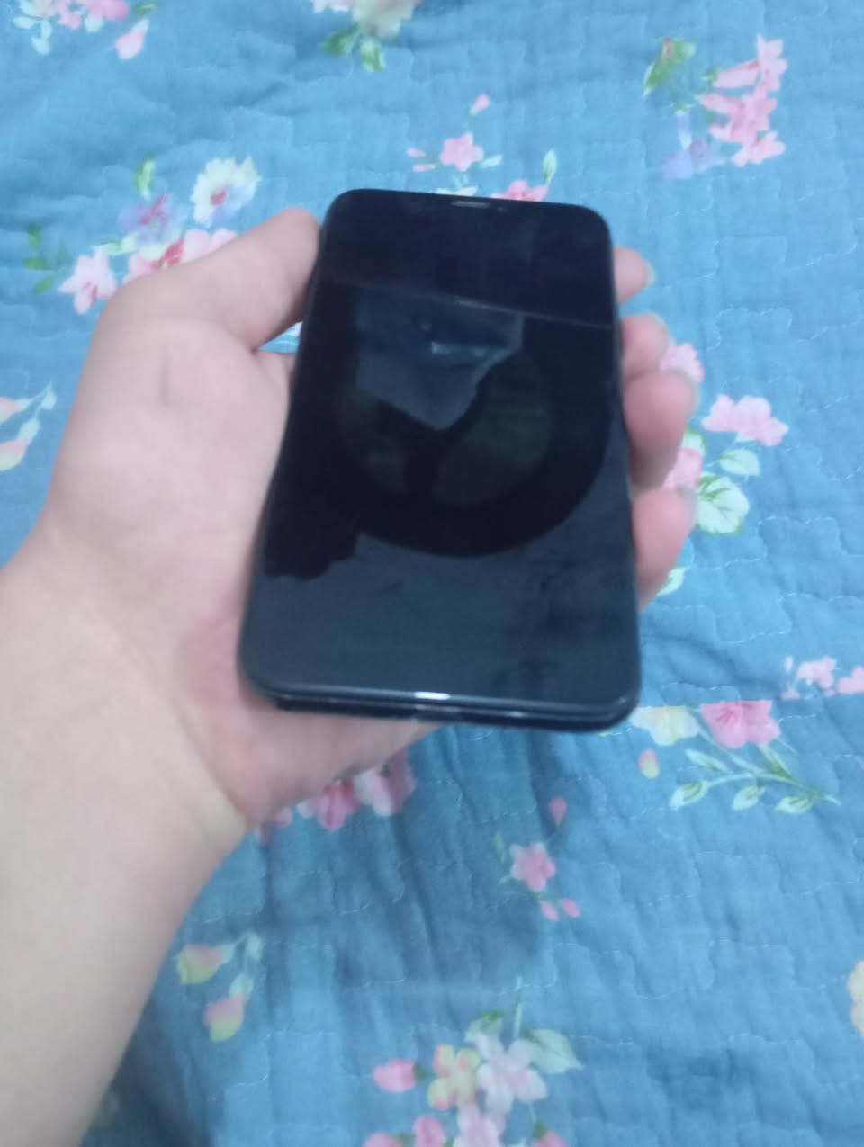 السلام عليكم ايفون اكس ذاكره 256 جهاز نضيف حيل مبدل شاشه وكاله فيس ايدي شغال بطاريه 78 نضيف جهاز سعره 150 وبي مجال مكاني كربلاء فريحه قرب جامعه رقم ***********
