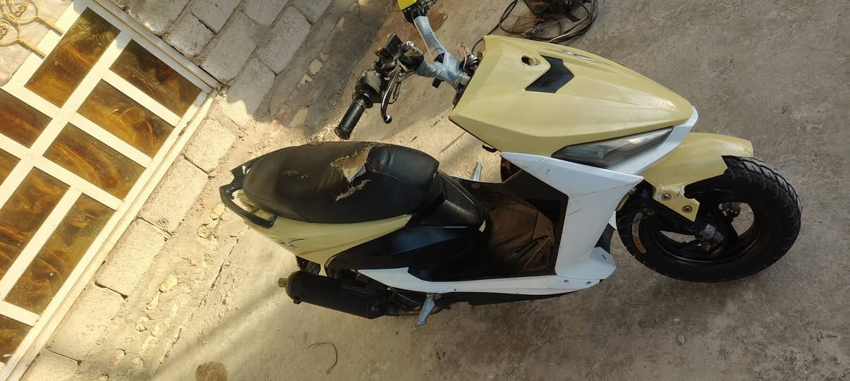 ماكس FS موديل 2020مكينه ياباني مال عدله تجي بلاد فقط السلف شوي ضعيف الوجه موجود السعر 250 وبيها مجال للشراي مكان خان بني سعد للاستفسار خاص او اتصال ***********
