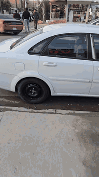 اوبترا ٢٠١٢ للبيع  سعر ٨٢ ورقة
ادامة كاملة مكاني بغداد الكرخ 
***********
