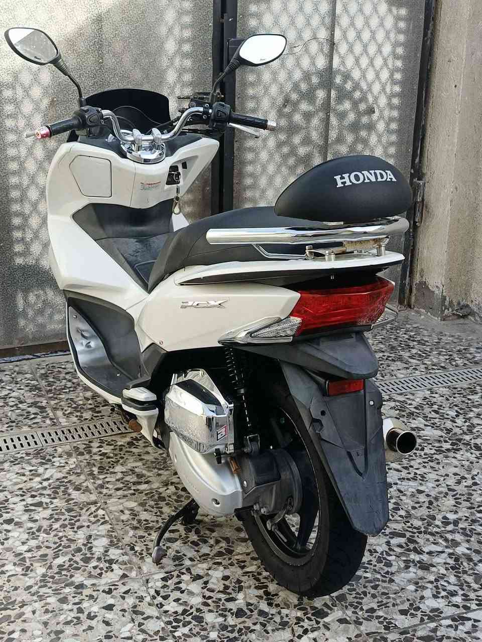 سلام عليكم بي سي إكس جيل الثاني 
جي إف ياباني مكفولة كفاله عامه
ماشيه 42الف دوسان نيكل 
سبايدر أبو تجوه نيكل +حساس زدحام
ستان حساس + سستم نيكل +صالنصه رياضي
دراجه مكفولة كفاله عامه شلعه معدل خير من الله 
سكن بغداد حي النصر   ***********
