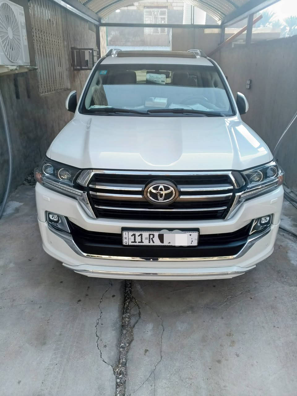 سلام عليكم للبيع لاندكروزر موديل 2020 ساز باب اول السياره مكفولة كفاله عامه وجديده بمعنه الكلمه ماشيه 48 الف حقيقي رقم بغداد الدولي تحويل ثاني يوم للاستفسار الاتصال على الرقم ***********
