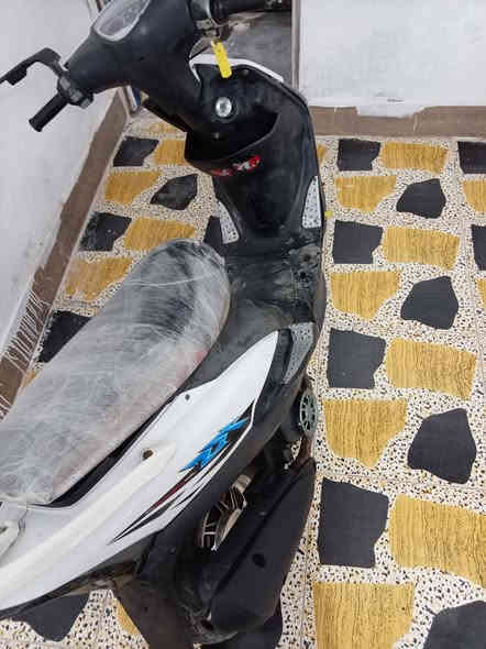 ماكس عدله مزوده بوشه (٥٥) صالنصه رياضي (fm) سلف رياضي س ع ر  ( ٥٠٠) وبيها مجال 
***********
***********
