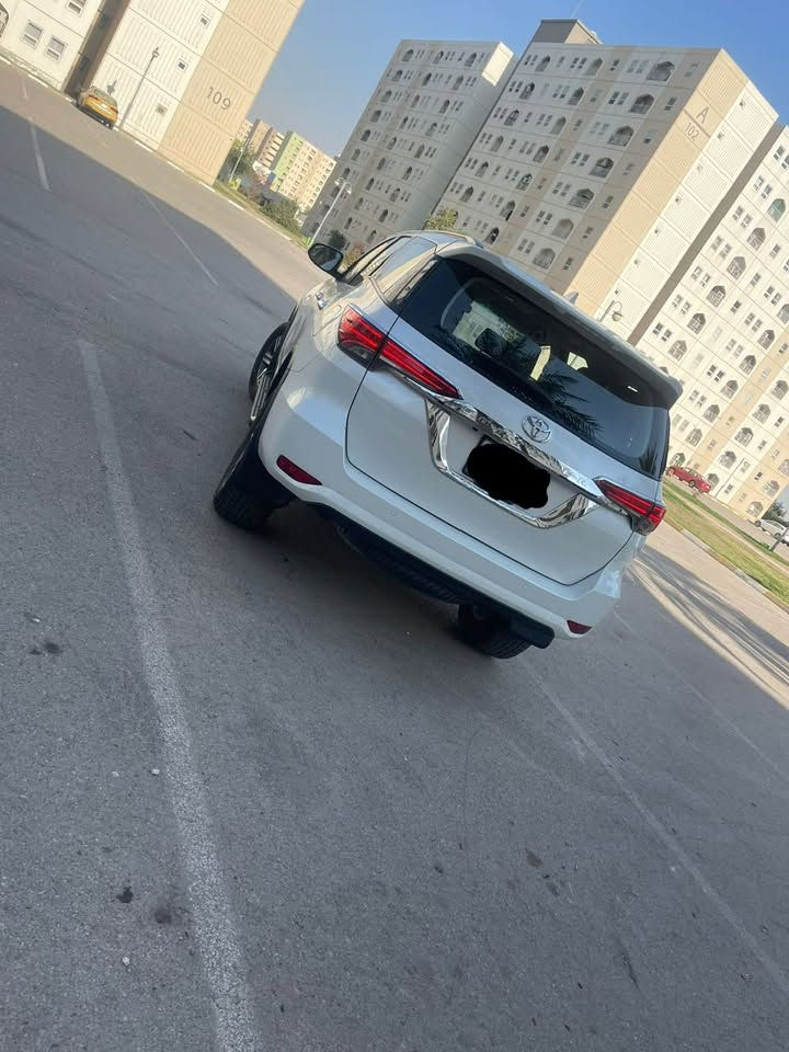 فورجنل 2023 اعلا فئه مكينه 2700 ماشيه 34 الف معروفه مواصفاتها فور ويل ابل كار بلي شاشه تحكمات تراكشن مودات بور نورمل يكو و بعد هواي مواصفات السعر 305 بيها مجال حك الجيه مكانها بغداد بسمايه بسمي رقم ***********

