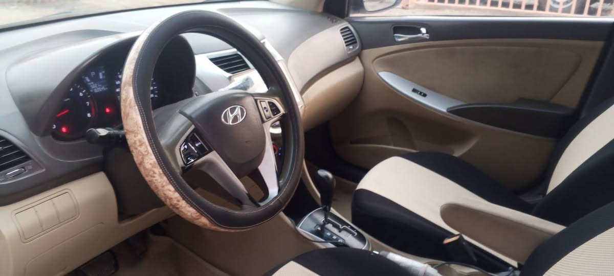 هونداي اكسنت 2014 خليجي رقم بابل بسمي موجودة في كربلاء محرك 1600 مكفوله عده طعجه بدور الخلفي السعر 110 للاتصال *********** كربلاء, العراق
