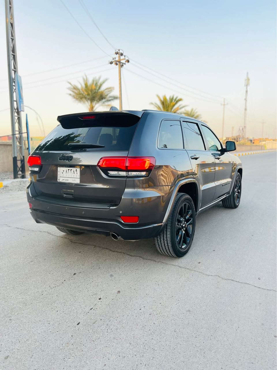 سلام عليكم ورحمة الله وبركاته 
جيب لاريدو مديل 2021اصل بسمنه  السعر 248
سياره فول موصفات جنطه كهربائية بصمه أبواب تشغيل عن بعد ويل كب 20 كشن جلد + كهربائي حساسات رادرات ديل شاشه 6 سلندر 5 راكب 2  سياره ستخدام شخصي سياره عل  وضع شركه حيل جديده  ماشيه فقط 50  الحادث فقط بنيد وطرف جاملغ مكان سياره مركز الناصريه حي الفداء رقمي *********** ناصرية, ذي قار
