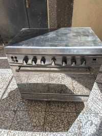 سلاموعليكم طباخ سلستين ٥عيون لبيع السعر ١٠٠مكانه بغداد07706064668