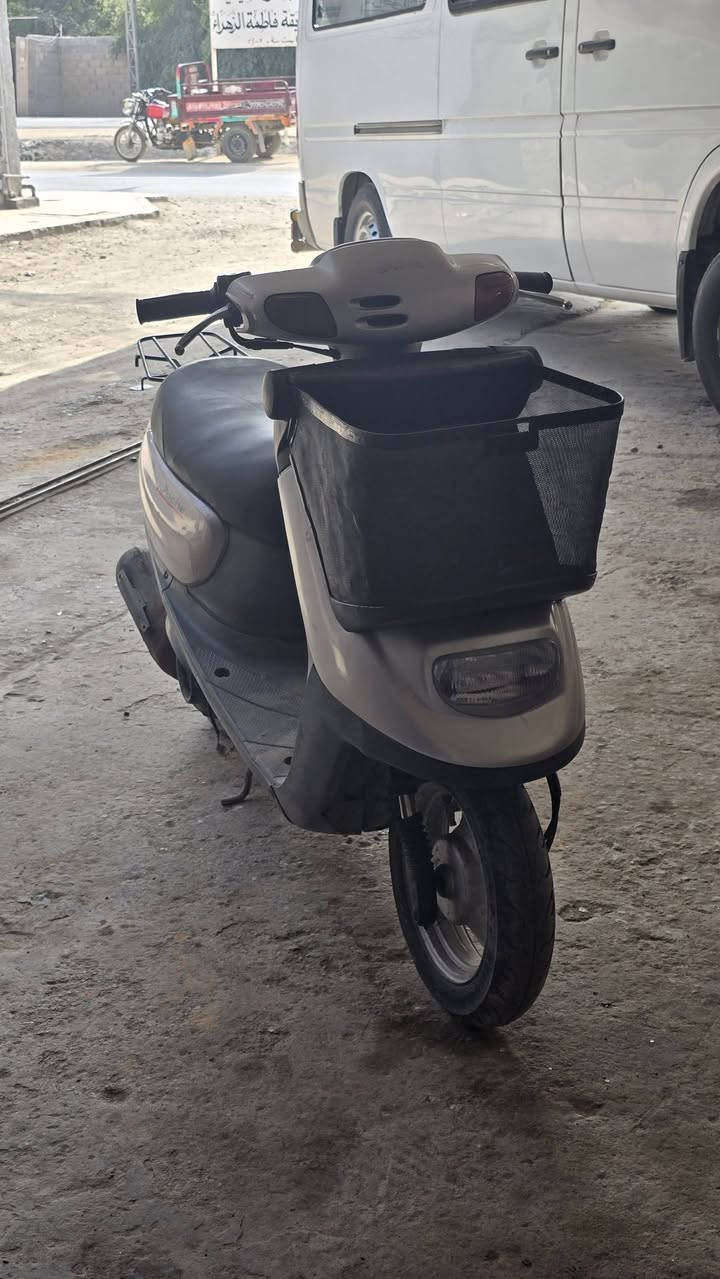 السلام عليكم منغولي حاويه للبيع ما مفتوحه ولا برغي بيها مفتوح او نمبدل دراجه حلوه ونضيفه تجي تفحص وتشوفه السعر 825 وبيها مجال حك الجيه عنواني كربلاء البوبيات
***********
