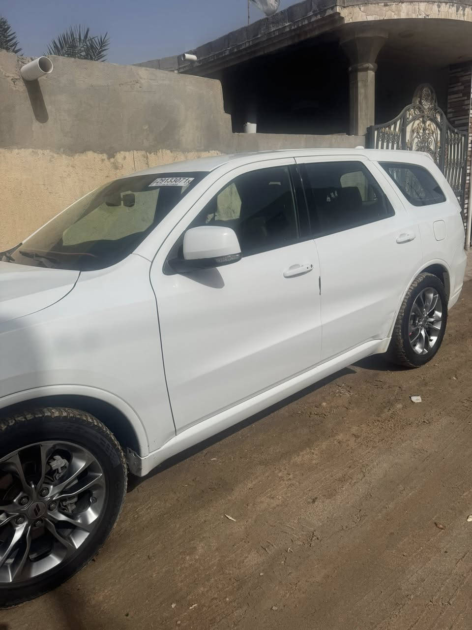 دورنكو 19 gt وارد امريكي رقم بغداد موجودة بالبصرة  باسمي 
توقف ذاتي 
تشغيل عن بعد 
كامرا وحساسات خلفية 
كشنات تدفئة وتحكم كهربائي 
تحكم ستيرن 
3 وضعيات قيادة 
وبعد مواصفت 
السعر 255 ورقة وبيها مجال للشراي 
***********
صور الحادث موجودة بالصور
