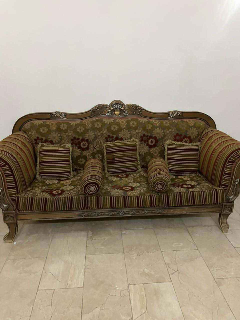 تخم ١٠ مقاعد نظيف كلش تضفيت بيت السعر ١٥٠ الف بغداد, العراق


**إذا كنت صاحب هذا الإعلان وتريد حذفه لأي سبب، رجاءا أرسل رسالة إلى الدعم الفني**