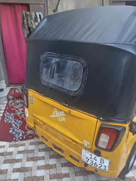 تكتك بياجو مكينه محور تي في اس مبدل ولفات فقط موديل ٢٠١٩ رقم وسنويه بأسمي الاستفسار ***********
