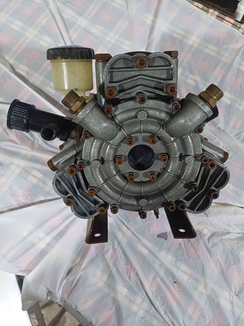 مضخة هولدر زراعي لرش المبيدات والاسمدة بغداد, العراق


**إذا كنت صاحب هذا الإعلان وتريد حذفه لأي سبب، رجاءا أرسل رسالة إلى الدعم الفني**