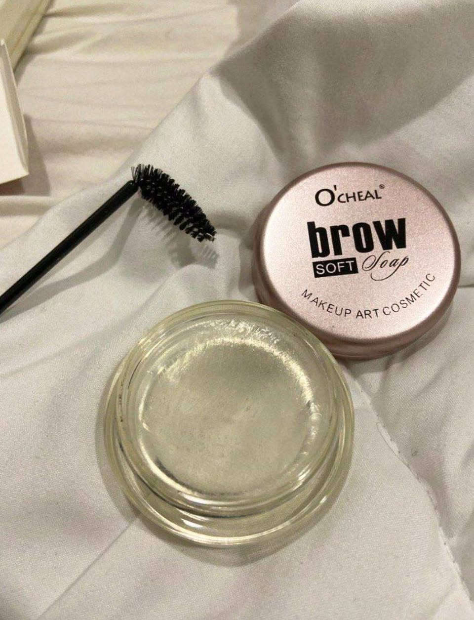 جل الحواجب O'CHEAL 🖤
جل الحواجب الشفاف الجديد 
(صابون الحواجب)
O'CHEAL brow SOFT Soap 
جديد يستخدم لرفع وتثبيت الحواجب مصنوع من مواد طبيعية💯
غير ضارة أو مهيجة للبشرة
تعمل علي رفع وتثبيت الحواجب بشكل جميل وطبيعي وإعطائها شكل أكثر 

🖤-عبوة كبيرة تكفي لفترة طويلة  جدا
🖤-سريع الثباث
🖤-ثبات لمدة طويلة
🖤-يستخدم من غير ماء
🖤يحتوي الكت على (صابون حواجب+فرشاة)
#الاصلي 💯✔️
السعر ٥ الاف 
🚘يوجد خدمة توصيل لجميع محافضات العراق ٤ الاف 🚘


**إذا كنت صاحب هذا الإعلان وتريد حذفه لأي سبب، رجاءا أرسل رسالة إلى الدعم الفني**