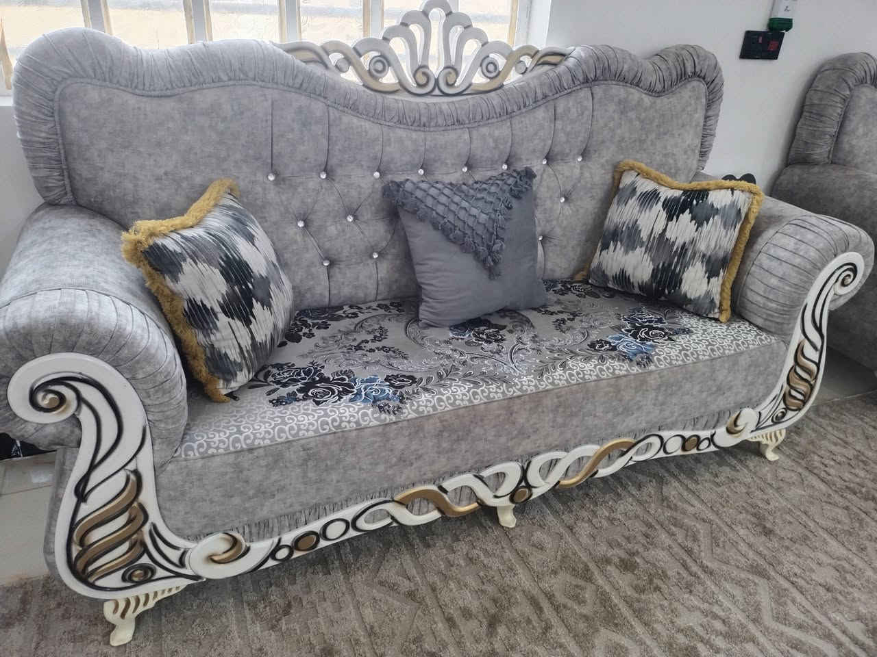 تخم جديد استعمال قليل على نظافته السعر 600 وبي مجال للتواصل مراسلة الصفحه او الاتصال عالرقم ***********
