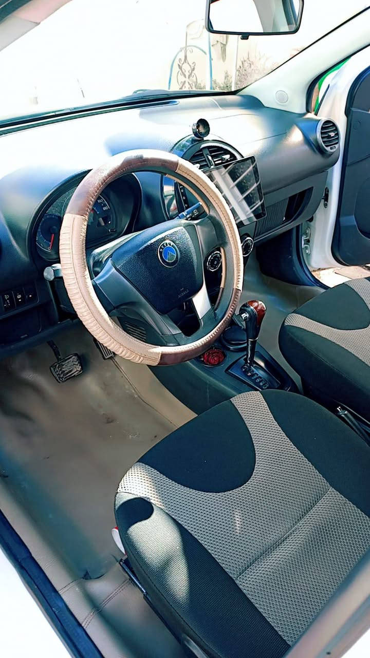 شيري باندا 2013 بدون صبغ بدون تعديل السياره بأسمي وبطاقه بنزين بي ماشيه بحدود 77الف كيلو رقم تليفون 
*********** كركوك, العراق
