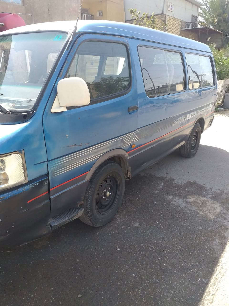 السلآم عليكم فتون بلورسن للبيع مديل 2006 ميكانيك مكفول تحويل ثاني يوم مصفرة هية غرامات بيع مستعجل السعر 37وبيه مجال حك الجيه مكان السيارة بغداد رقم الموبايل ***********
