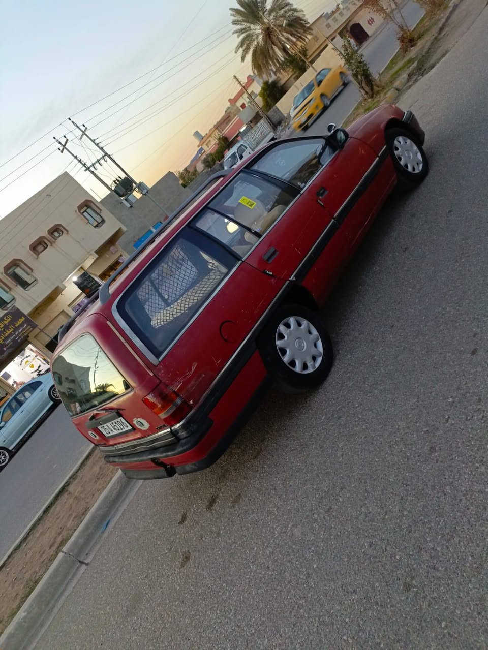 للبيع اوبل اوميكا استيشن حجم 20 موديل 1991 رقم كركوك دولي انكليزي سنويه مشروع وطني لل2030 شرط التحويل والغرامات كير ومحرك بلشرط كير عادي بطاقه بانزين مقدميلها  كهربائيات شغاله تايرات جديد باتري جديد السياره بلاديه السعر 26 ومجال قليل عنوان السياره في كركوك 
***********
***********
