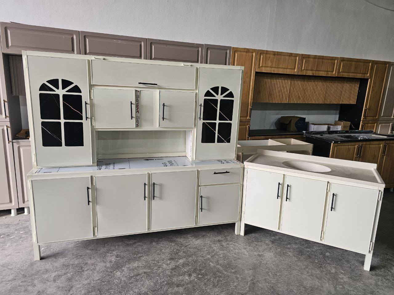 تخفيضات ❤️🔥
كاونتر قياس مترين ارضي وملحق  والسنك
 متر و ٢٠ مرمر 
السعر 260  الف❤️❤️🔥🔥


**إذا كنت صاحب هذا الإعلان وتريد حذفه لأي سبب، رجاءا أرسل رسالة إلى الدعم الفني**