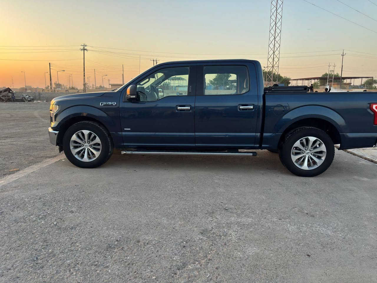 سلام عليكم رمضان كريم فورد F150 موديل 2017 تك اكسل، دبل توربو ،بيها قطعتين ،  محرك كله بشرط   رقم دولي مكان سيارة طوز خورماتو    مااجاوب تعليقات اني مكلف بنشر***********
