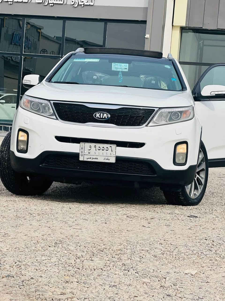 🚘 للبيع | كيا سورينتو
🔹 فول مواصفات – خليجي (كويتي)�🔹 محرك V6 بنزين�🔹 السيارة كلين ومن الكفالة العامة.�🔹 بيها بارد إصبعين بالجاملغ الأمامي فقط.�🔹 رقم بغداد.�🔹 كيو محرك، كفالة.
💰 السعر: 185.وبيها مجال للشراي
المكان صلاح الدين ناحيه العلم
📞 للاستفسار:�***********
