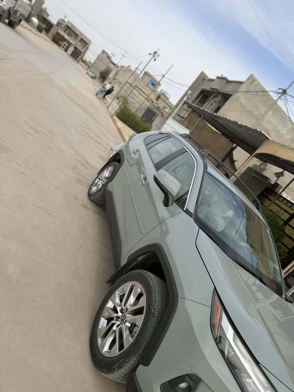 ﷽
اللهم صّلِ وسَلّمْ عَلۓِ نَبِيْنَا مُحَمد وال محمد
راف فور
موديل 2023
فئة xle بريميوم
رقم أربيل بأسمي
فتحة سقف
بصمه
صندوق كهرباء
أوتو بارك
كشنات تدفئة تبريد
كشنات جلد
انظمه قياده ايكو سبورت نورما
باقي المواصفات بعد المعروف

الضرر فقط تبديل قبغ صندوق بجم كبس
بدون يرباك بدون صبغ بدون دواخل بدون تعديل
شرط الفحص

مكانه كركوك
السعر خاص
الاستفسار اتصال على الرقم ***********
الرقم بي واتس اب ***********
