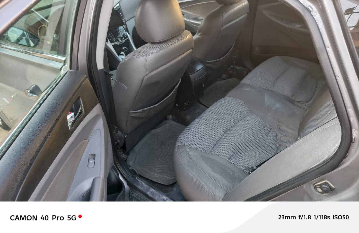 السلام عليكم سوناته موديل (11)وارد امريكي حادثة جاملق أمام وصبغ بنيد
السياره حلوه لا تبخير لاتنقيص خير من الله التبريد نعمه من الله

مواصفات السيارة تحكم استيرن فتحه بالسقف بصمه 

الشراي يتصل هاذ الرقم ***********
