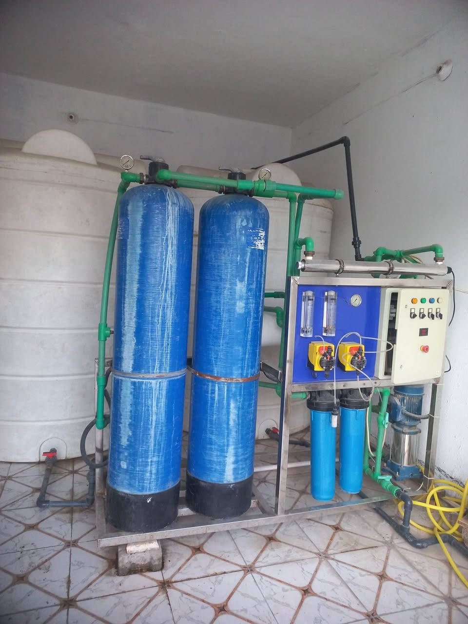 محطه ماء ارو للبيع 1000 لتر بالساعه هيه والتانكيات السعر مليونين ونص وبيه مجال
  

***********
