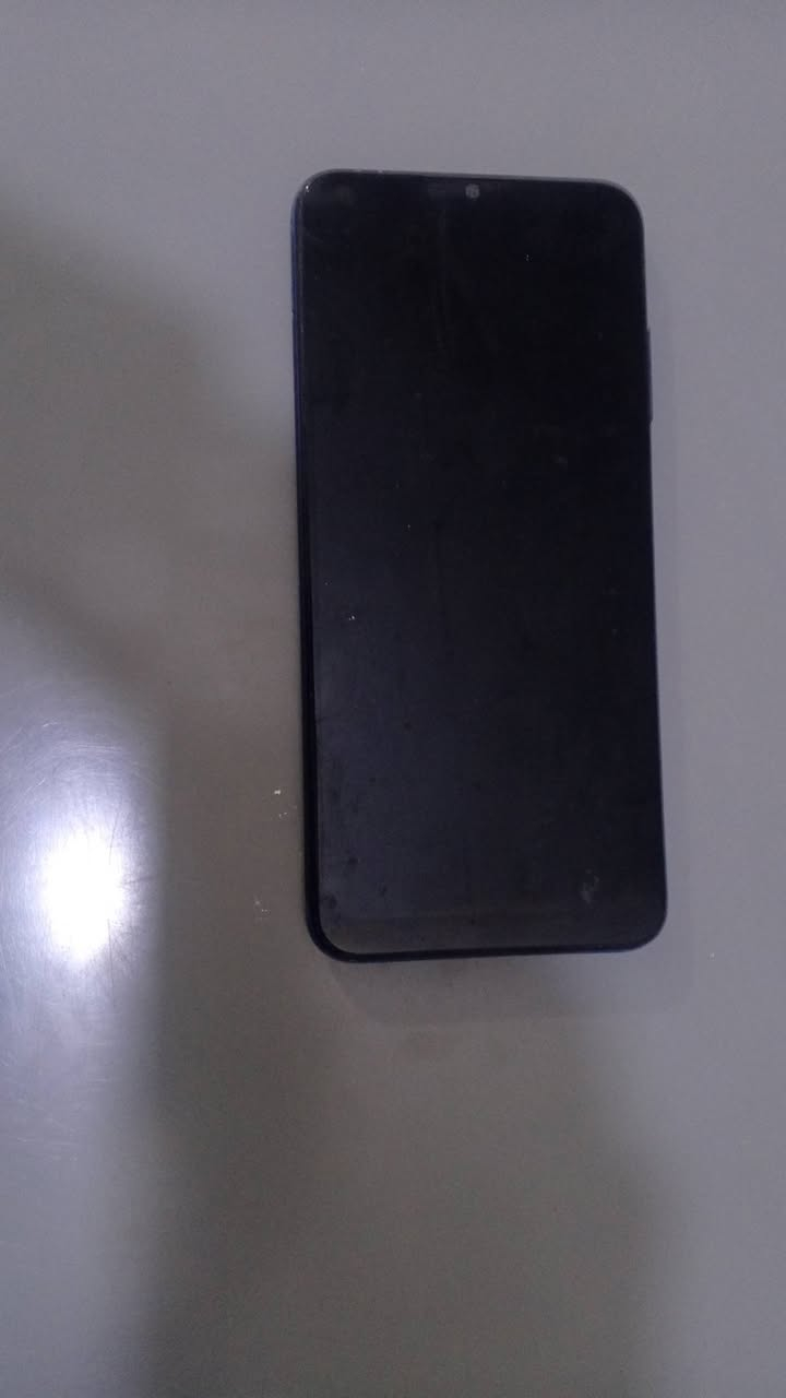 جهاز للبيع بيه شخط خفيفه بشاشه ممبين شخط بظهر يم كم 
العنوان ناصريه مركز


**إذا كنت صاحب هذا الإعلان وتريد حذفه لأي سبب، رجاءا أرسل رسالة إلى الدعم الفني**