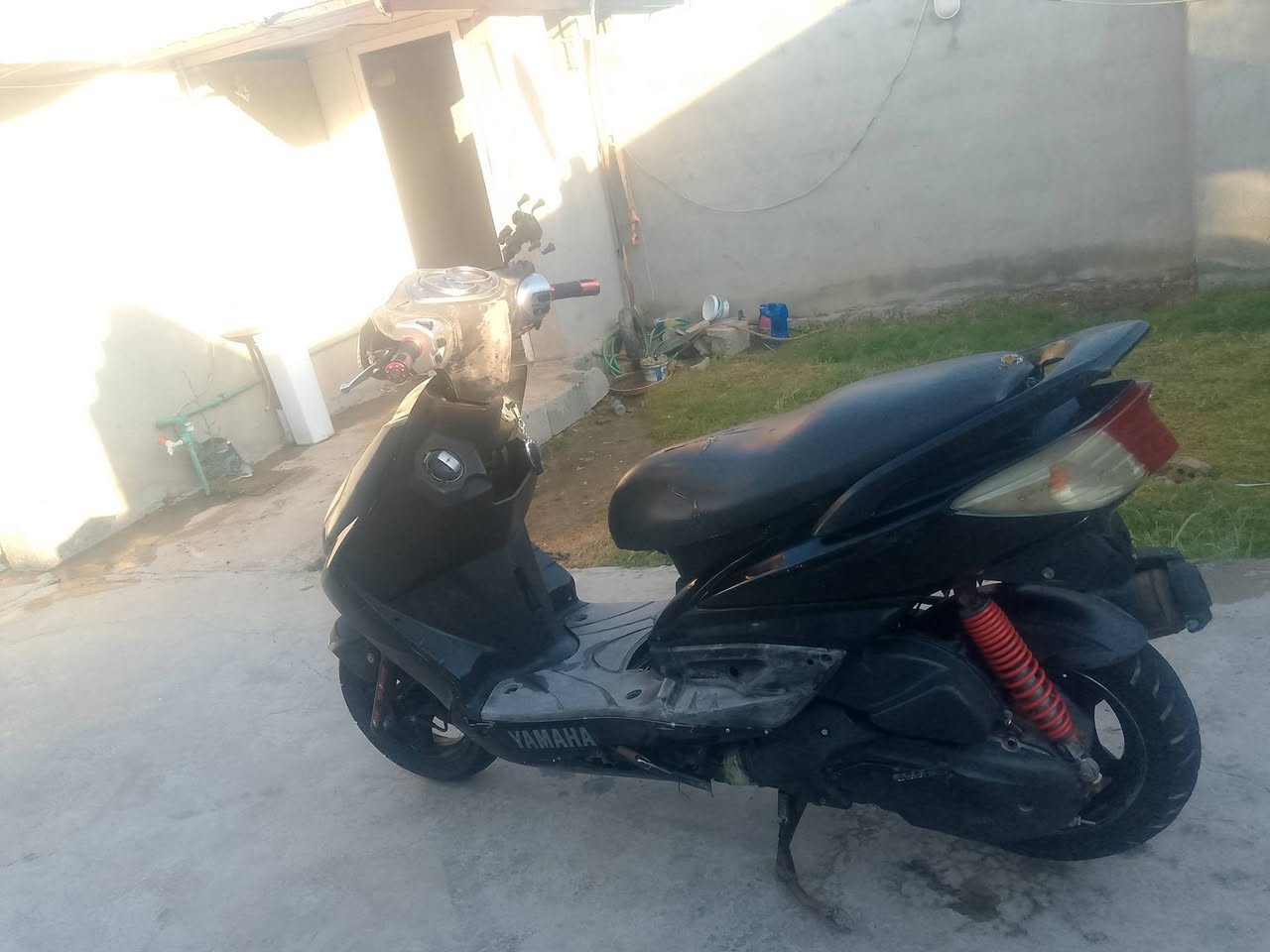 سلام عليكم سكنس محورة كابريتر مكينة ثمانية أو خمسين أو نص الله شاهد علية الدراجة جانت تاكل الشارع اكل بس شو كامت ما اصعد دهن اريدهة مراوس


**إذا كنت صاحب هذا الإعلان وتريد حذفه لأي سبب، رجاءا أرسل رسالة إلى الدعم الفني**