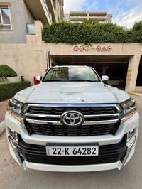 لاندكروزر GXR • ٢٠٢١ • ٧٢٠٠٠ كم