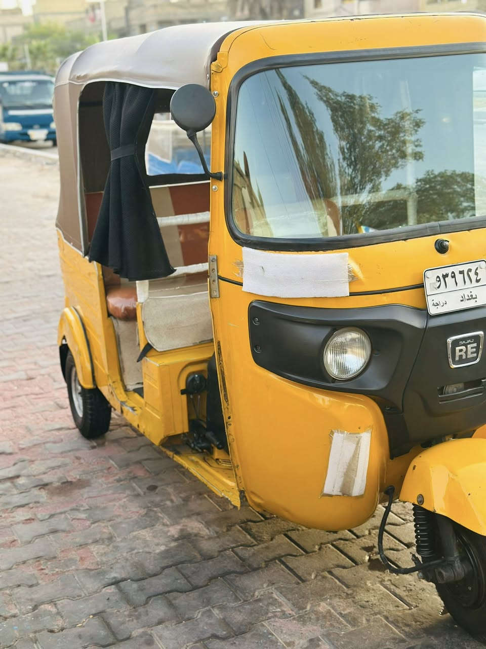 السلام عليكم تكتك موديل 2020 شهر 12 مرقمه رقم وسنويه تحويل ثاني يوم
السعر 7 ملايين وربع وبيها مجال 
العنوان بغداد مدينه الصدر 
رقم الهاتف /***********
