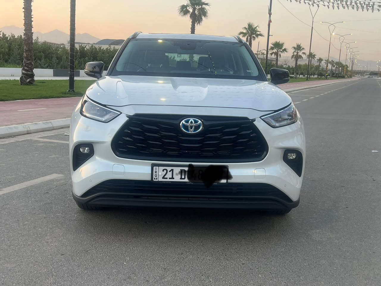 السلام عليكم للبيع هايلاندر
2024
خليجي 
شركة ساز
محرك2.5
هايبرد
مواصفات 
فول بلاك بدشن
7راكب
مرايه شفت
8ايرباك
شحن وايرليز
كراسي كهربائية 
هيند بريك بصمه
السياره  
مواصفات بعد بيها
رقم جاهزوبأسمي نفس اليوم تحويل

السياره شخطه مابيها
مكانها السليمانية للاستفسار الاتصال بالرقم يوجد واتساب لتفاصيل اكثر 
***********
