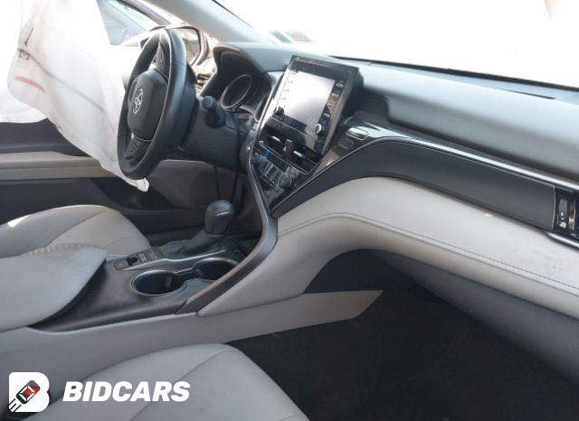 للبيع :تيوتا كامري.
الفئة:- SE هايبرد. 
الموديل :- 2024 
( رقم بغداد سنويه بسمي)
الضرر موضح بالصور حدثه سطحي بابين صبغ فقط 
ايرباك برده
1-عداد المسافه 32 لف ميل
2-حجم المحرك 2500 هايبرد
3-بصمة /بصمه ابواب/داخل جلد ابيض 
4-كرسي كهرباء
5-زنون عالي ناصي 
6-رادر امامي+جانبي وتحديد مسار
7-شاشة كبيرة/كامره 360/تحكم ستيرن جهيتن
8-شاحن لاسلكي /هاند بريك بصمة
*وباقي الموصفات المعروفة في فئة SE
السعر 220 ورقه
((مكاني بغداد المنصور))
صور لحادث ورقم لشاصي بلمنشور
***********
