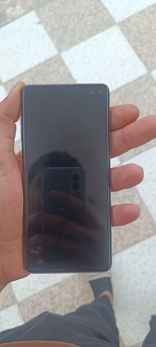 من رخصت مدير الكروب/ جهاز للبيع نضيف كلش ذكره 128 جهاز كلش قوي المعرف لا يعرف بوبجي 60 فريم  سعر 175 الف شراي يفضل خاص او يتصل ***********
